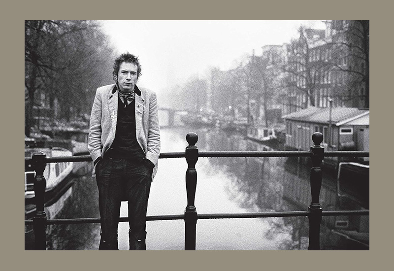 Corbijn, Anton - Image 3