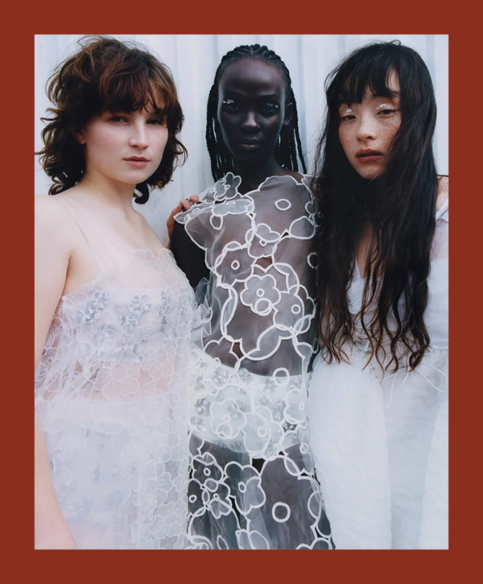 A Magazine #29 Curated by Cecilie Bahnsen - Afbeelding 8